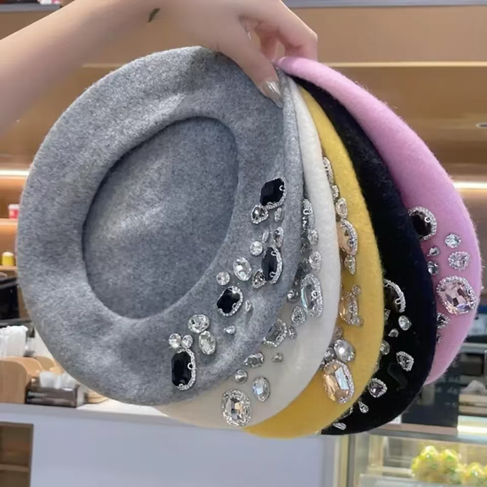 Berretto francese con strass s - Beret French Wool recensione e prezzo