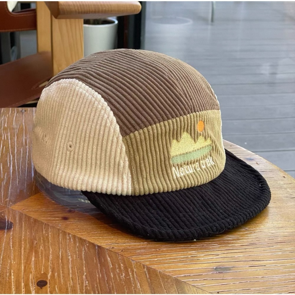 Cappello a 5 Pannelli con Visi - Corduroy Cap 5 Panel recensione e prezzo